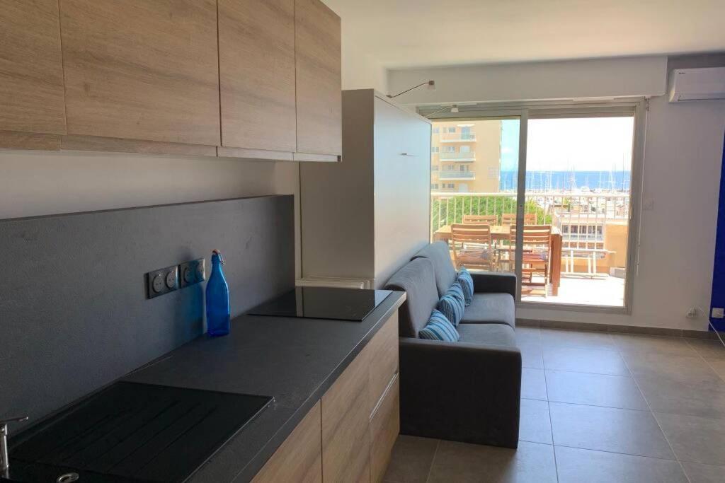L'Effet Mer, Duplex Sur Le Port Avec Ses 2 Terrasses Vue Mer Hyères Zewnętrze zdjęcie